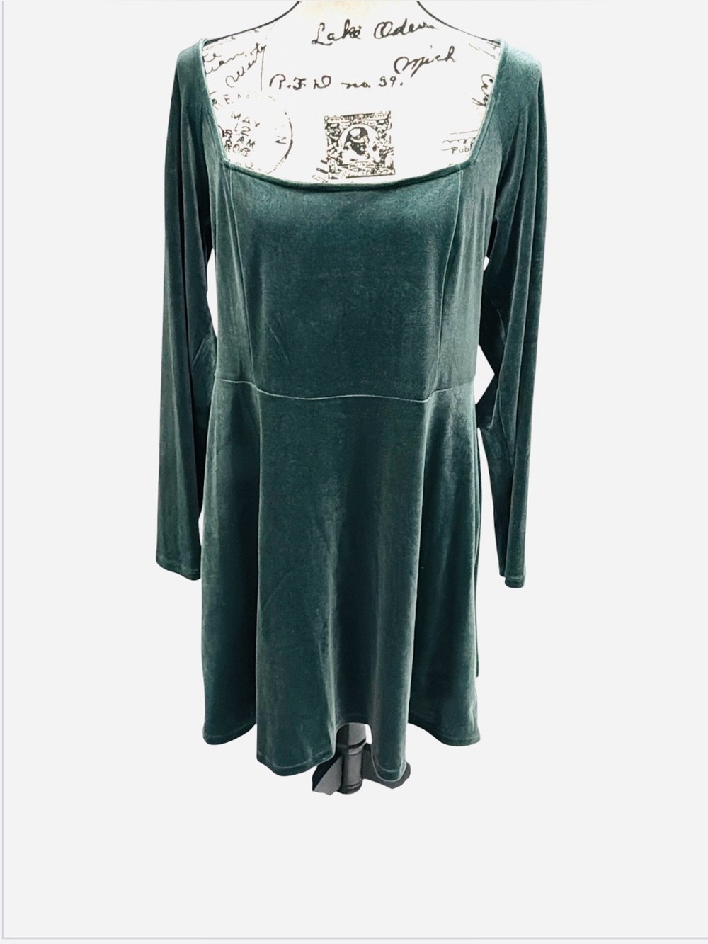 Old Navy Women’s XL Emerald Green Velvet Square Neck Puff Sleeve Dress
